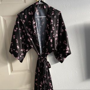 Victoria secret satin kimono